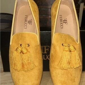 Men Size 9 FERUCCI Yellow Suede Leather Slippers Loafers Flat With Big Tassel